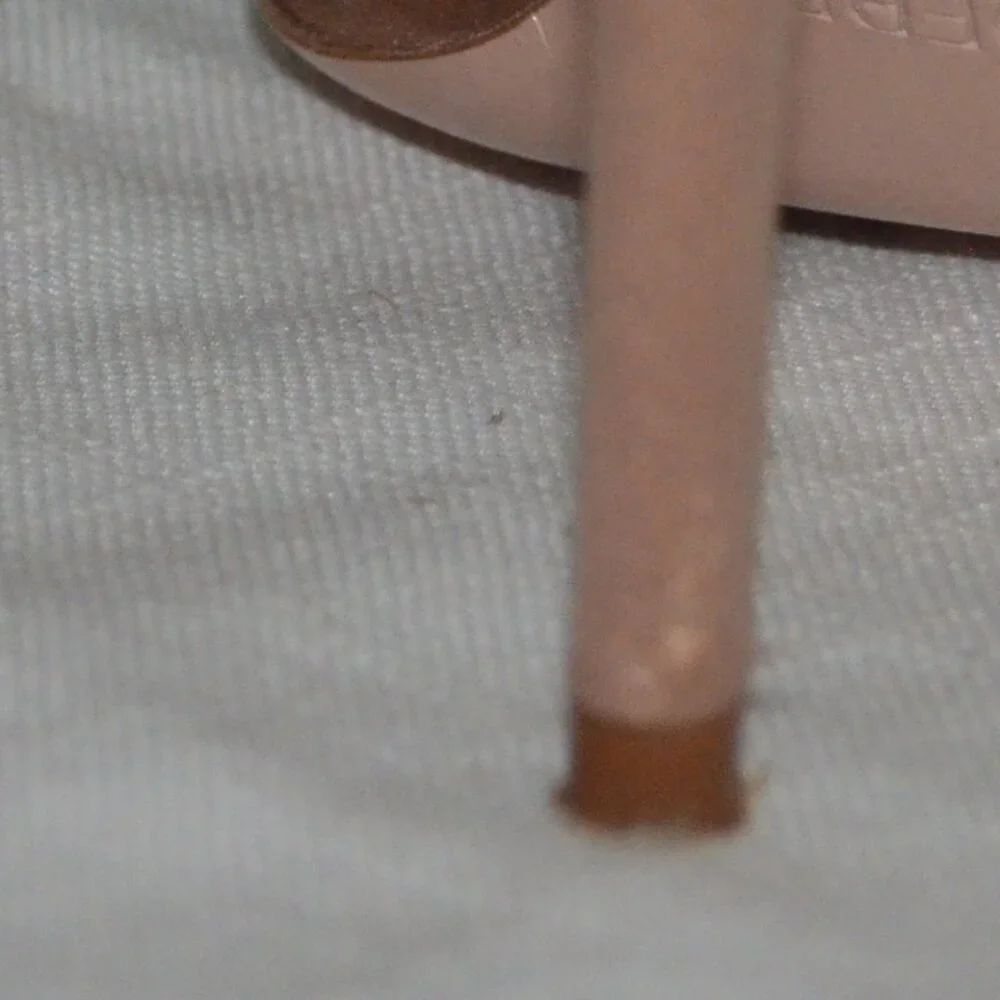 Sz 37.5  Gedebe Cecile Satin Nude Rhinestone Bow Detail 3.5